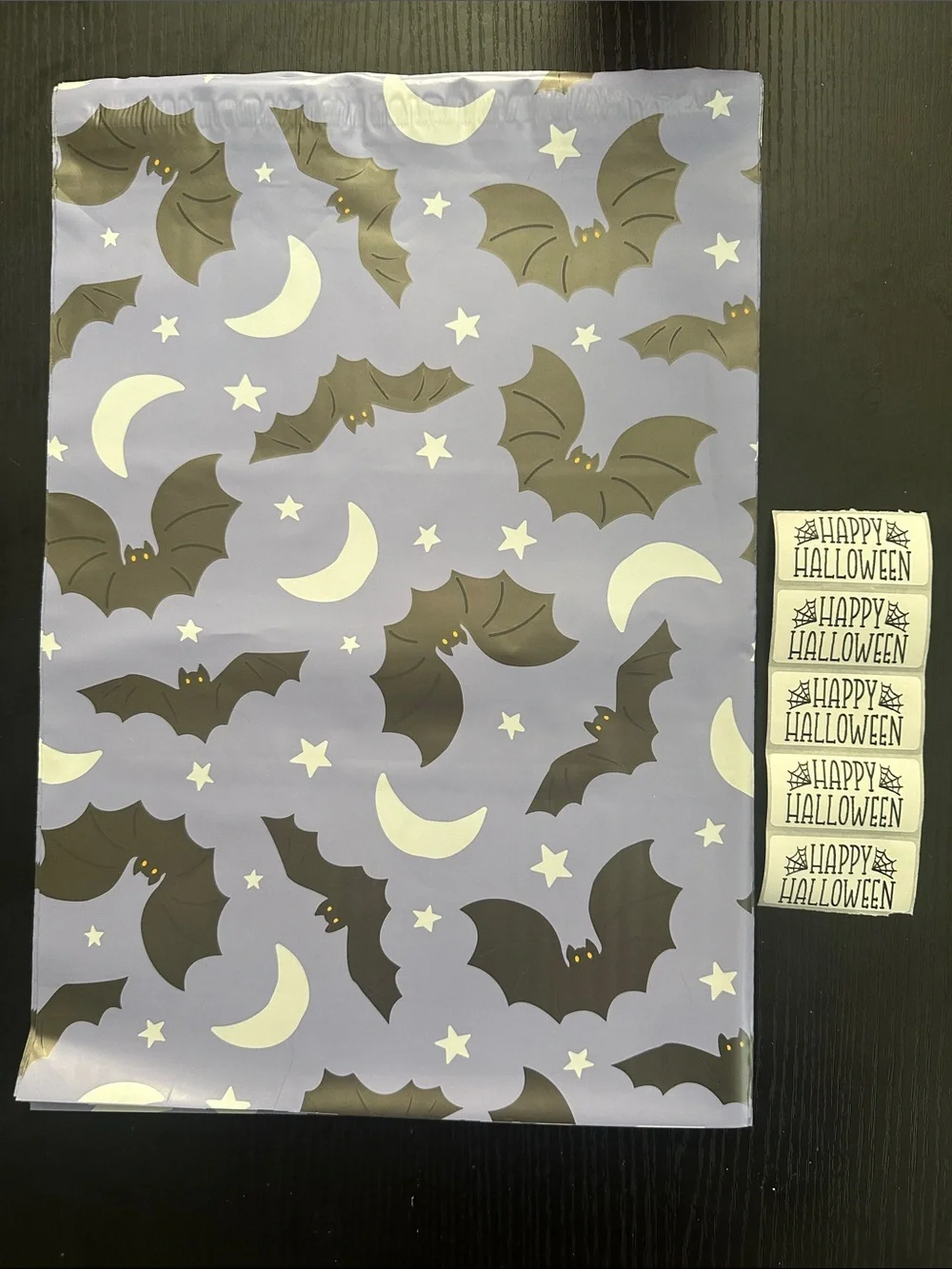 25 Piece Halloween Shipping Bundles - 10x13 Bat Mailers & Stickers